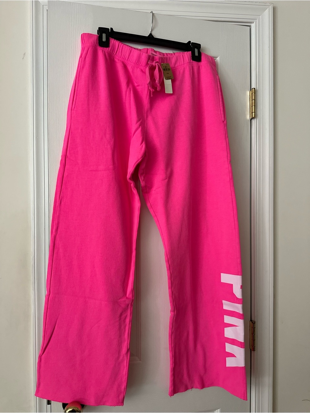 NWT Raw Hem Fleece Sweatpants MED PINK Victorias Secret NWT - Picture 2 of 4